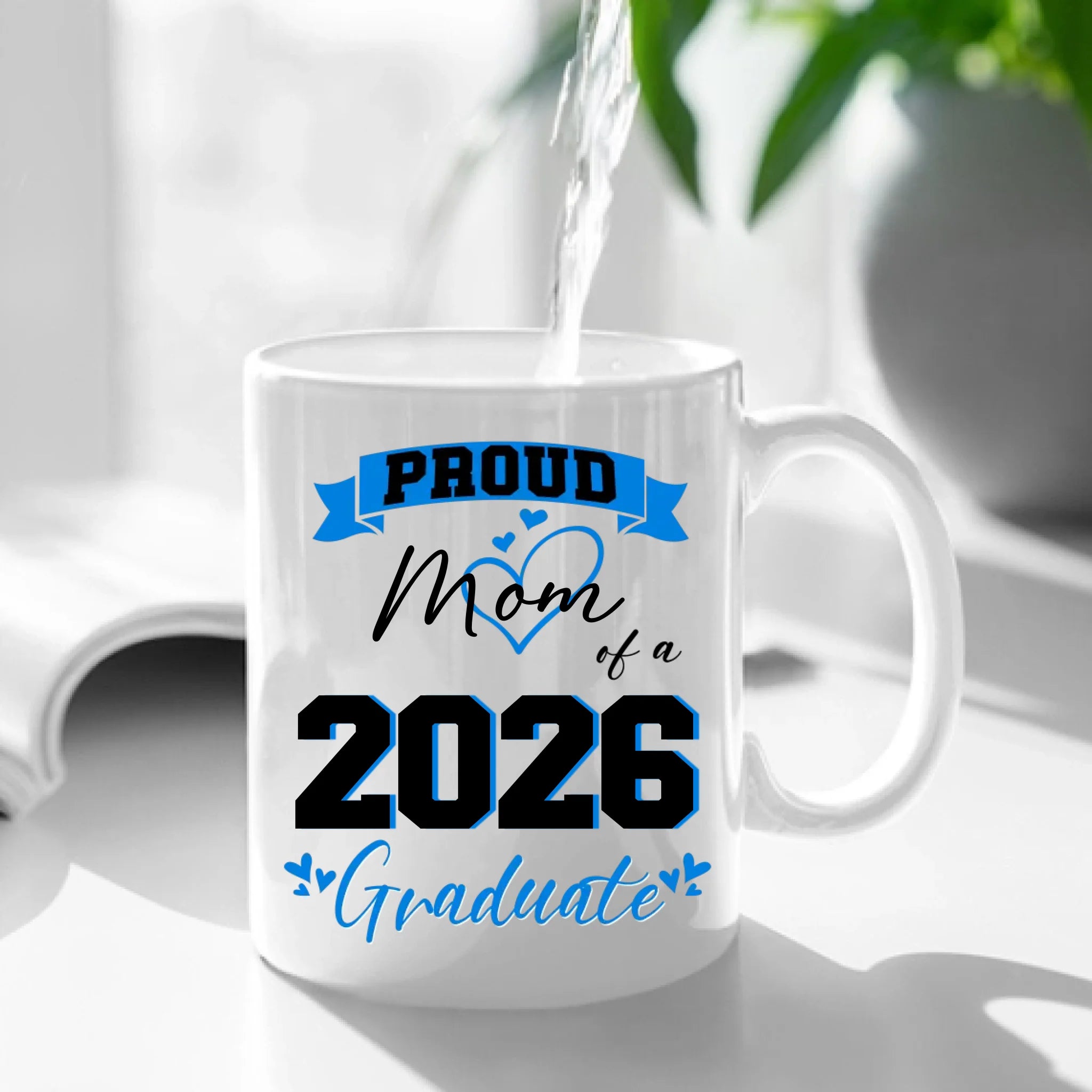Customized Graduation Themed Mug - Personalized Name and Year Graduation Season Mug - A Gift For Family,Graduate Parents