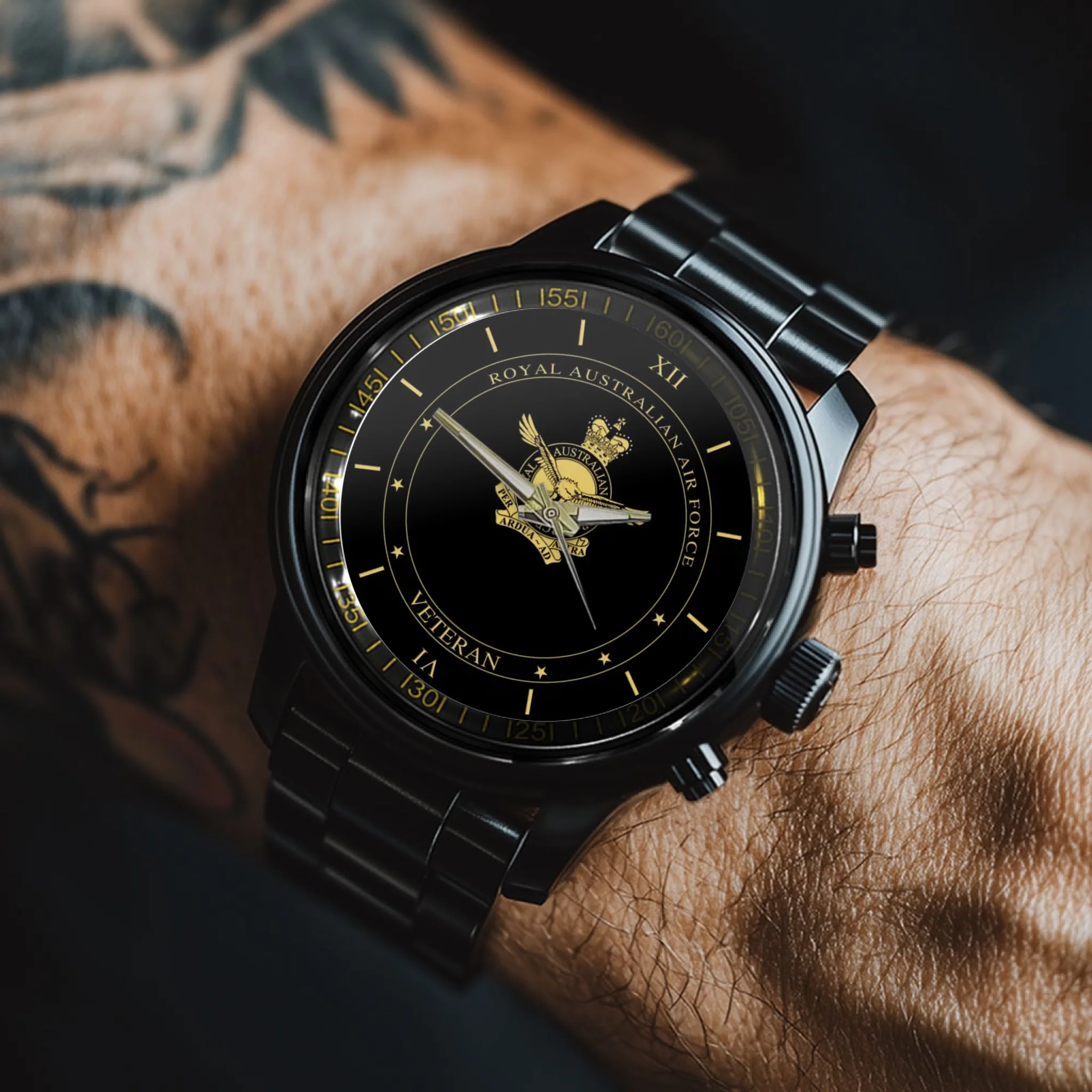 Watch-mockup-hand1