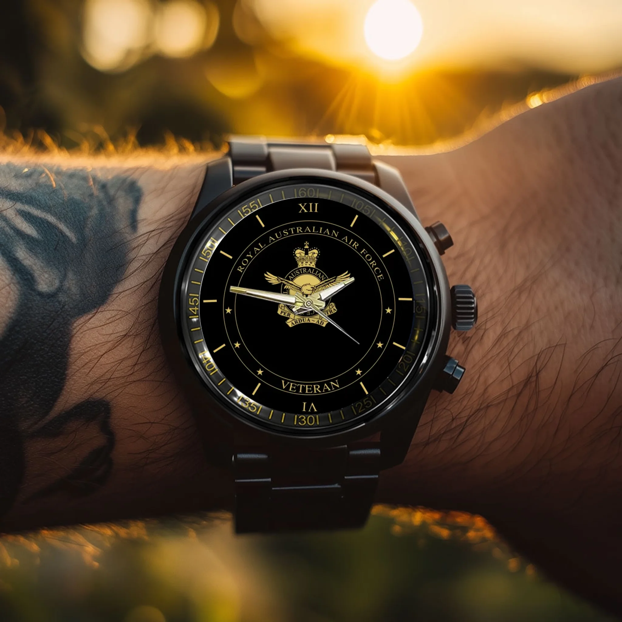 Watch-mockup-hand2